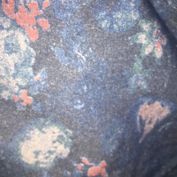 Capris - Picture 2 of 2